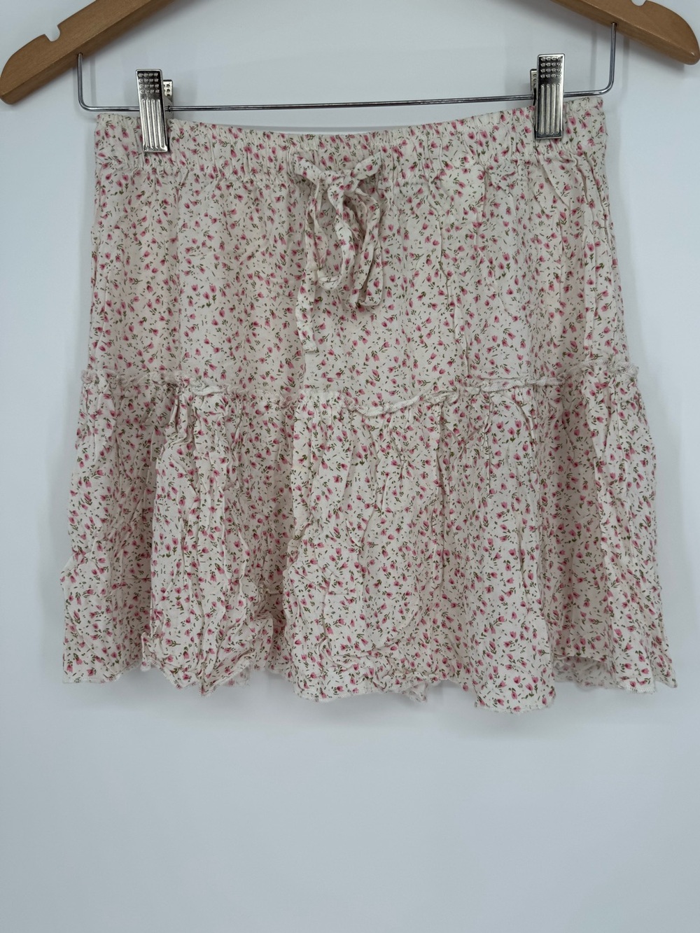 Indigo Rein Women’s M Floral Tiered Skirt w/ Elastic Tie Waist Creamy White Pink
